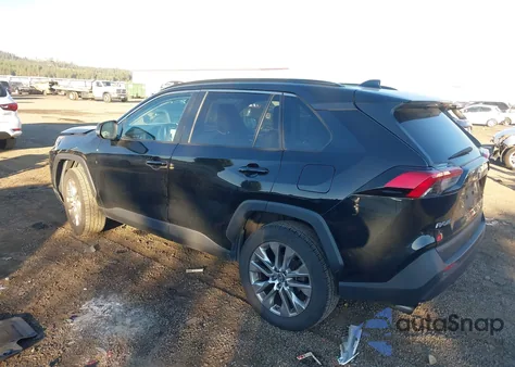 2019 Toyota Rav4 Xle Premium z USA, uszkodzony, nr VIN 2T3A1RFV4KC013276